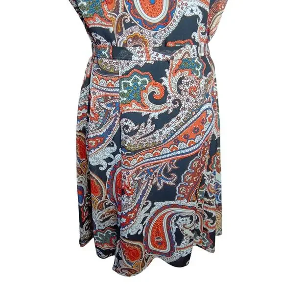 db established 1962 Paisley Tie Waist Pleated Boho Short Sleeve Dress - 14 - Picture 8 of 12